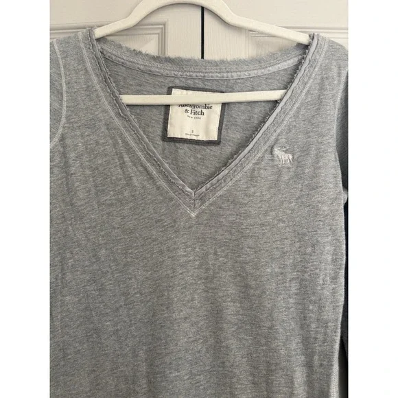 Abercrombie & Fitch Y2K Vintage Bella Swan Cotton Long Sleeve Women's Gray Small